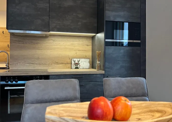 Appart hôtel Monika - Altenmarkt 4*